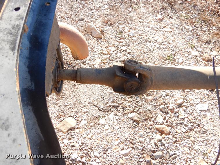 image for item EW9675 1995 International 4900 truck chassis