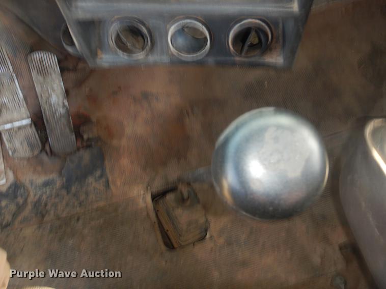 image for item EW9730 1981 Mack RS686LST roll-off container truck