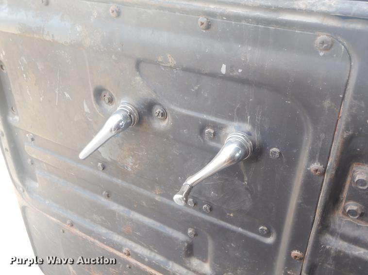 image for item EW9730 1981 Mack RS686LST roll-off container truck