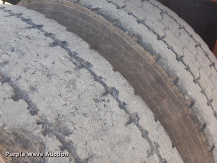 image for item EW9730 1981 Mack RS686LST roll-off container truck