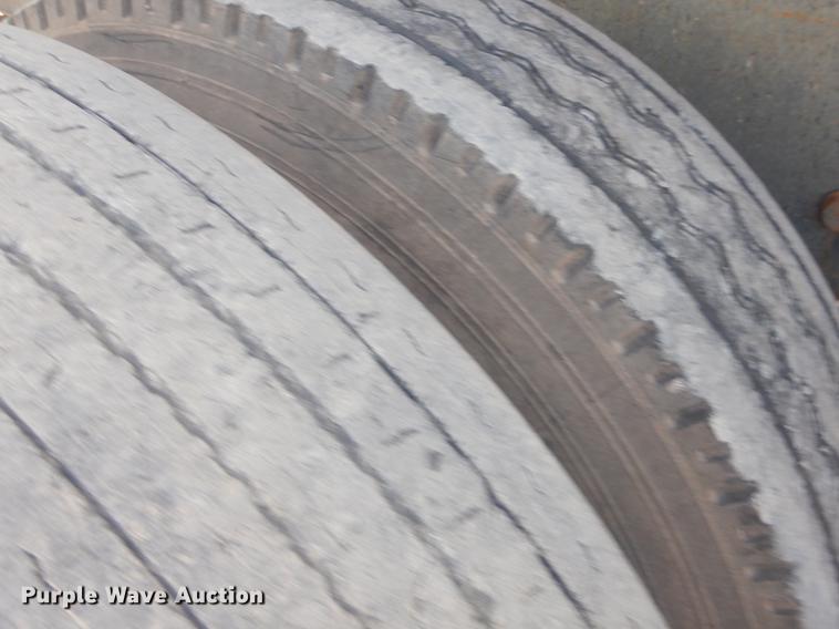 image for item EW9730 1981 Mack RS686LST roll-off container truck