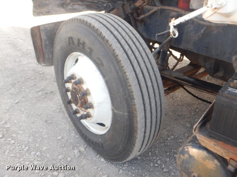 image for item EW9730 1981 Mack RS686LST roll-off container truck