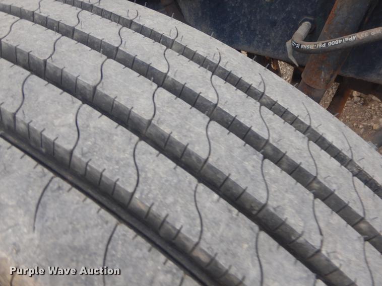 image for item EW9730 1981 Mack RS686LST roll-off container truck