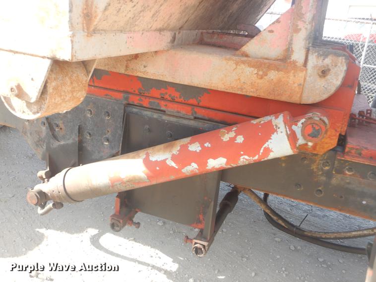 image for item EW9730 1981 Mack RS686LST roll-off container truck