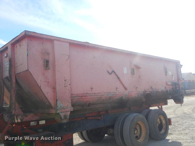 image for item EW9730 1981 Mack RS686LST roll-off container truck