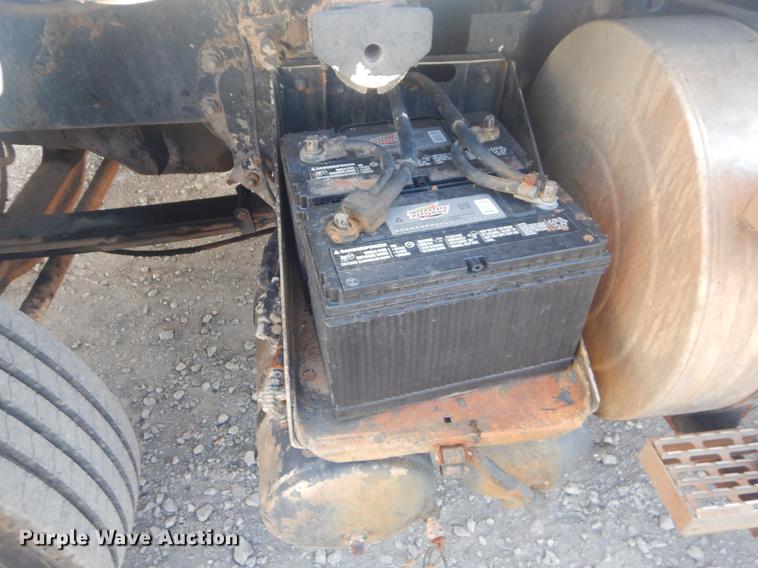 image for item EW9730 1981 Mack RS686LST roll-off container truck