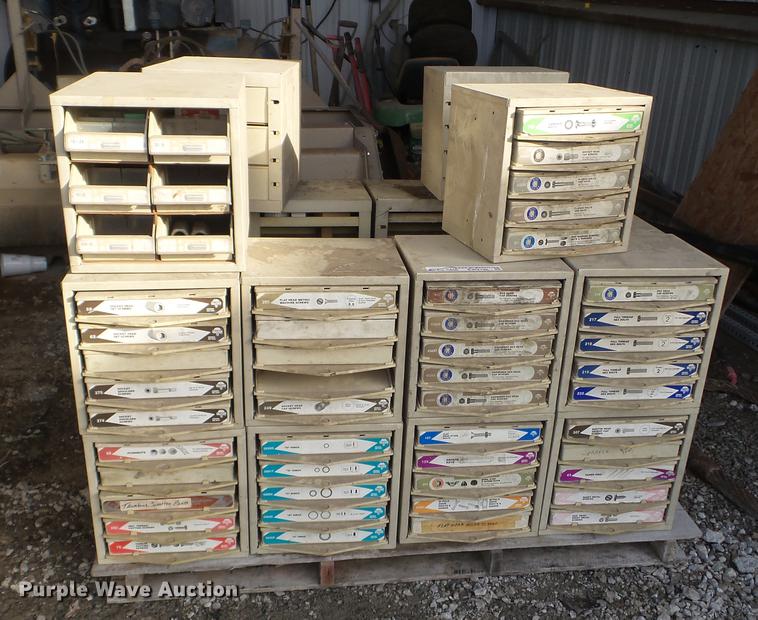 image for item EW9796 Bolt bins and bolts