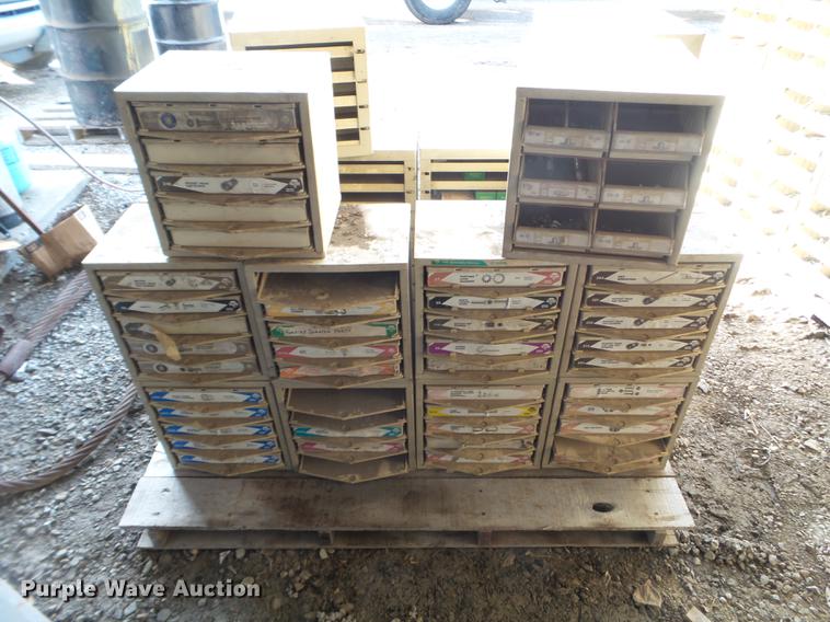 image for item EW9796 Bolt bins and bolts