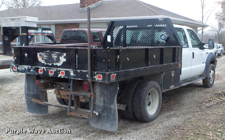 image for item EW9804 2006 Ford F450 Super Duty Crew Cab flatbed truck