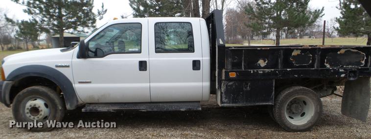 image for item EW9804 2006 Ford F450 Super Duty Crew Cab flatbed truck