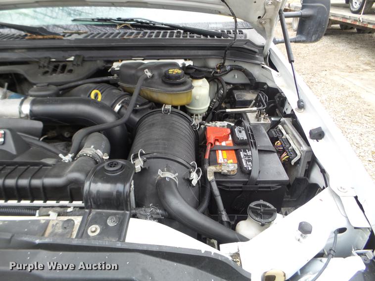 image for item EW9804 2006 Ford F450 Super Duty Crew Cab flatbed truck