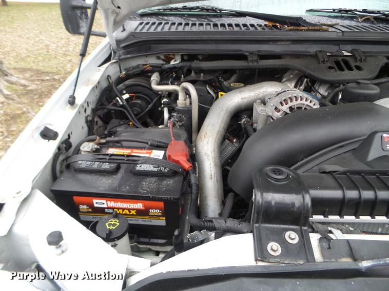 image for item EW9804 2006 Ford F450 Super Duty Crew Cab flatbed truck