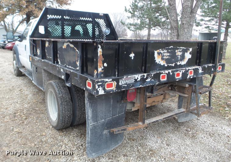 image for item EW9804 2006 Ford F450 Super Duty Crew Cab flatbed truck