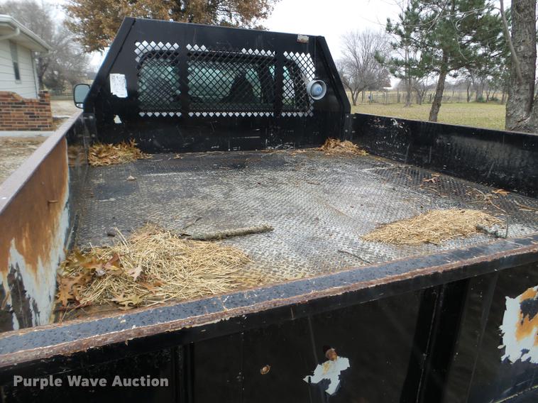 image for item EW9804 2006 Ford F450 Super Duty Crew Cab flatbed truck