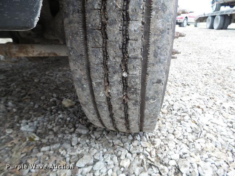 image for item EW9804 2006 Ford F450 Super Duty Crew Cab flatbed truck