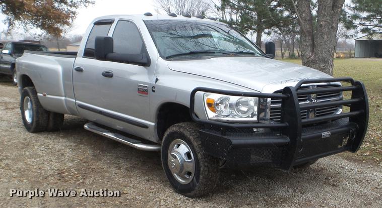 image for item EW9805 2007 Dodge Ram 3500HD Big Horn Quad Cab pickup truck