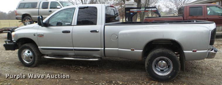 image for item EW9805 2007 Dodge Ram 3500HD Big Horn Quad Cab pickup truck