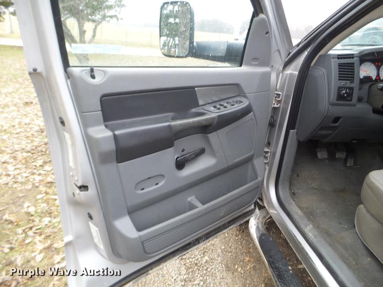 image for item EW9805 2007 Dodge Ram 3500HD Big Horn Quad Cab pickup truck