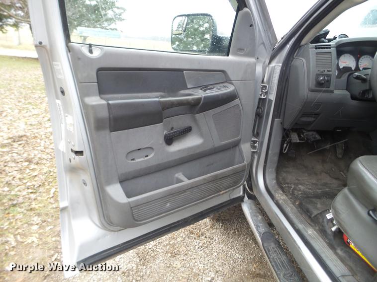 image for item EW9806 2009 Dodge Ram 4500HD Quad Cab truck cab and chassis