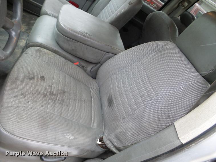 image for item EW9806 2009 Dodge Ram 4500HD Quad Cab truck cab and chassis