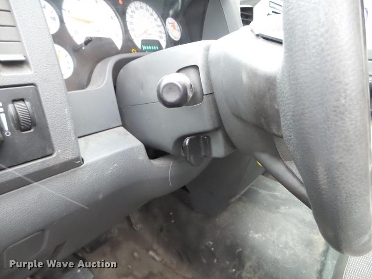 image for item EW9806 2009 Dodge Ram 4500HD Quad Cab truck cab and chassis