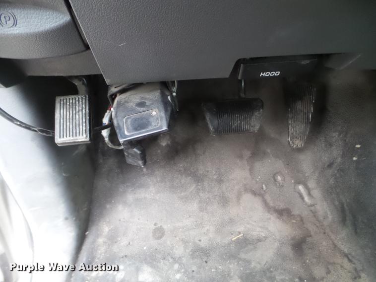 image for item EW9806 2009 Dodge Ram 4500HD Quad Cab truck cab and chassis