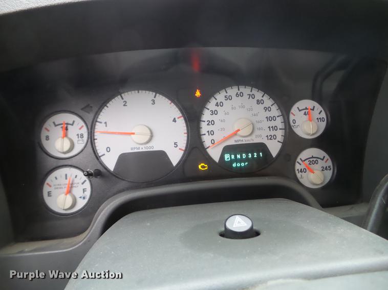 image for item EW9806 2009 Dodge Ram 4500HD Quad Cab truck cab and chassis