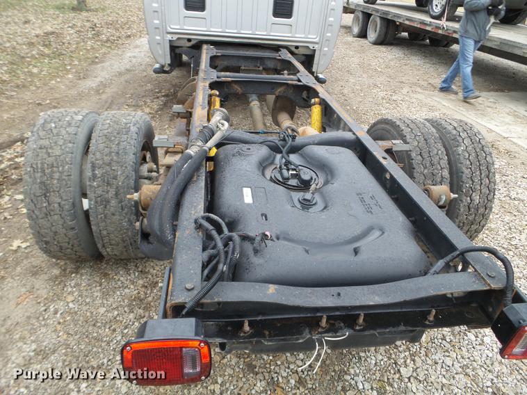 image for item EW9806 2009 Dodge Ram 4500HD Quad Cab truck cab and chassis