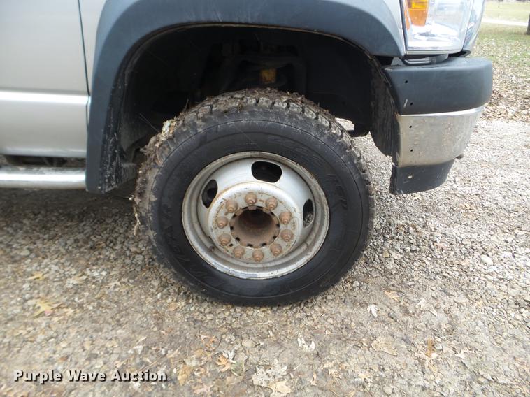 image for item EW9806 2009 Dodge Ram 4500HD Quad Cab truck cab and chassis