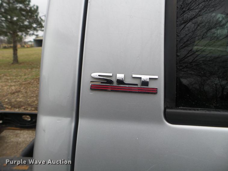 image for item EW9806 2009 Dodge Ram 4500HD Quad Cab truck cab and chassis