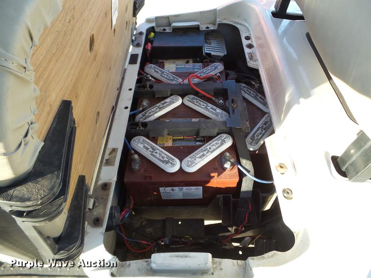 image for item EW9817 Ez-go shuttle golf cart