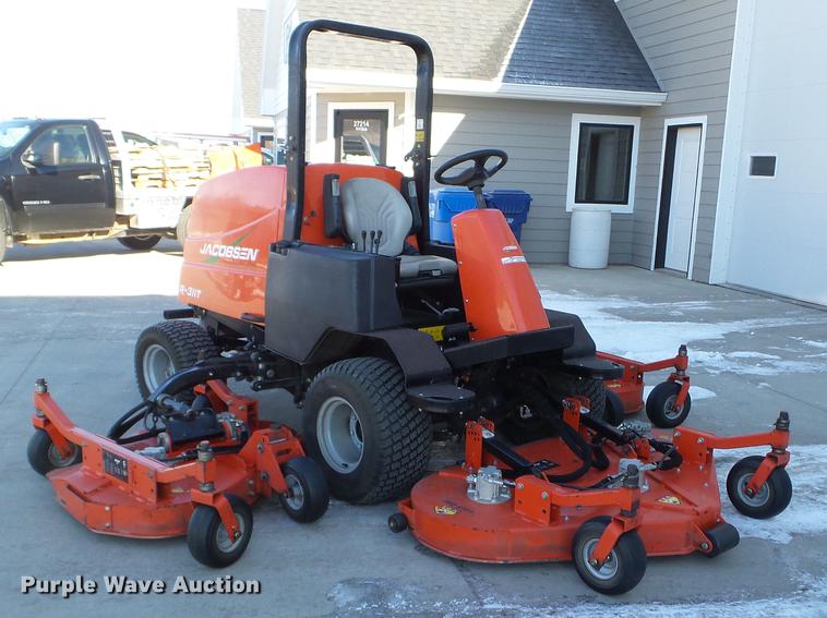 image for item EW9819 Jacobsen R-311T lawn mower