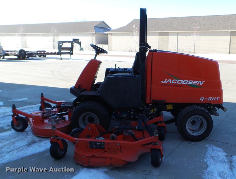 image for item EW9819 Jacobsen R-311T lawn mower