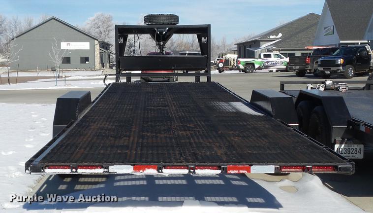 image for item EW9823 2017 Hull Stateline tilt deck equipment trailer