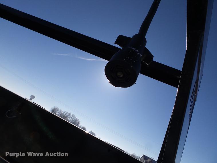 image for item EW9823 2017 Hull Stateline tilt deck equipment trailer