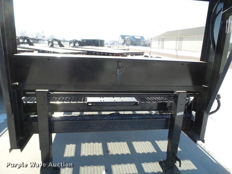 image for item EW9823 2017 Hull Stateline tilt deck equipment trailer