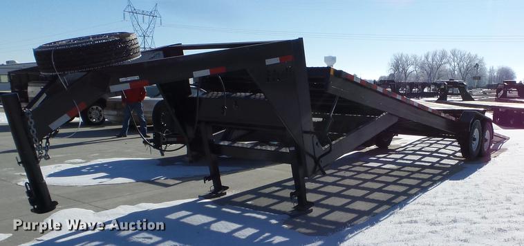 image for item EW9823 2017 Hull Stateline tilt deck equipment trailer