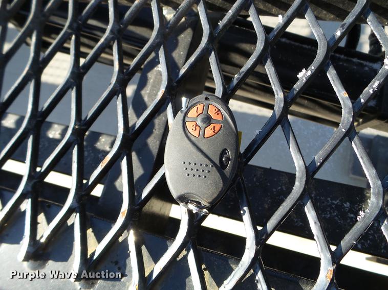 image for item EW9823 2017 Hull Stateline tilt deck equipment trailer