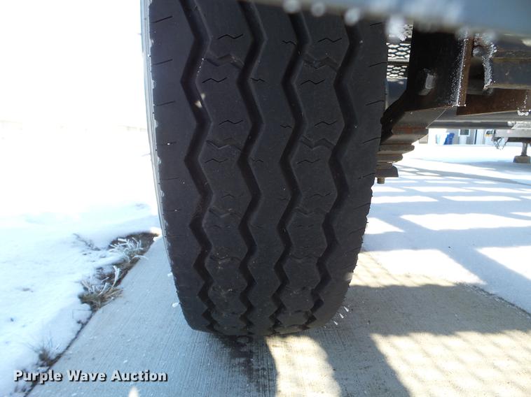 image for item EW9823 2017 Hull Stateline tilt deck equipment trailer