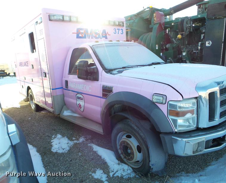 image for item EW9828 2008 Ford F450 Super Duty ambulance