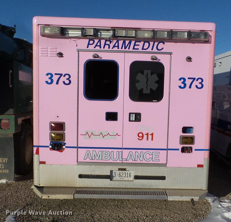 image for item EW9828 2008 Ford F450 Super Duty ambulance