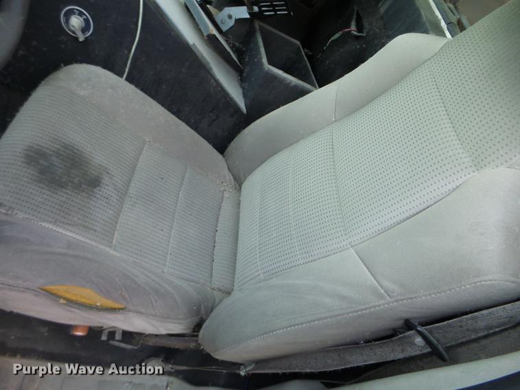 image for item EW9828 2008 Ford F450 Super Duty ambulance