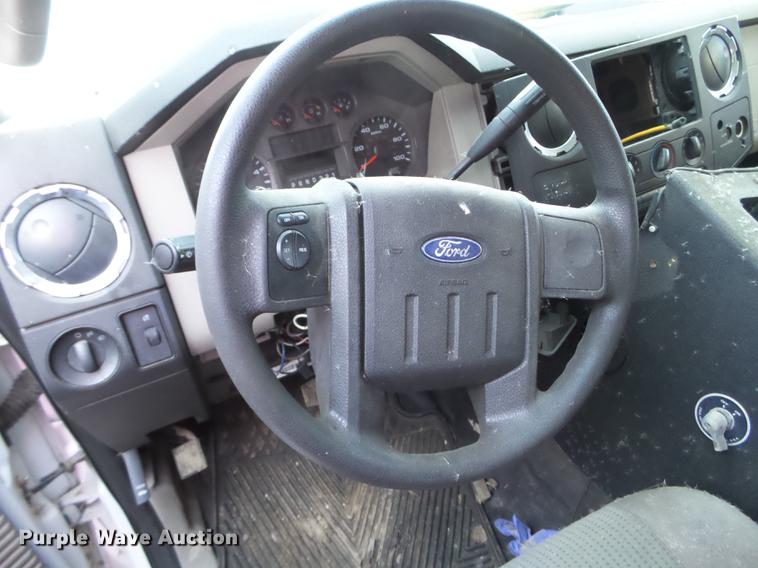 image for item EW9828 2008 Ford F450 Super Duty ambulance