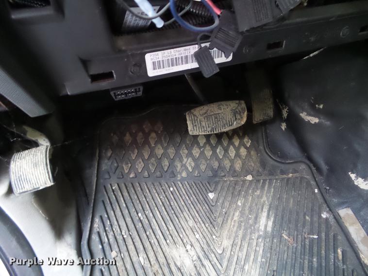 image for item EW9828 2008 Ford F450 Super Duty ambulance