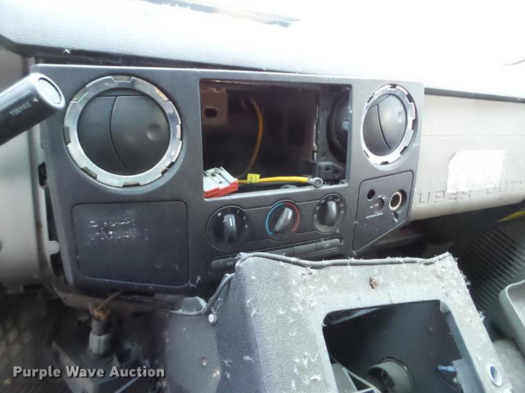 image for item EW9828 2008 Ford F450 Super Duty ambulance