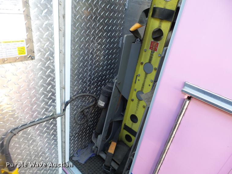 image for item EW9828 2008 Ford F450 Super Duty ambulance