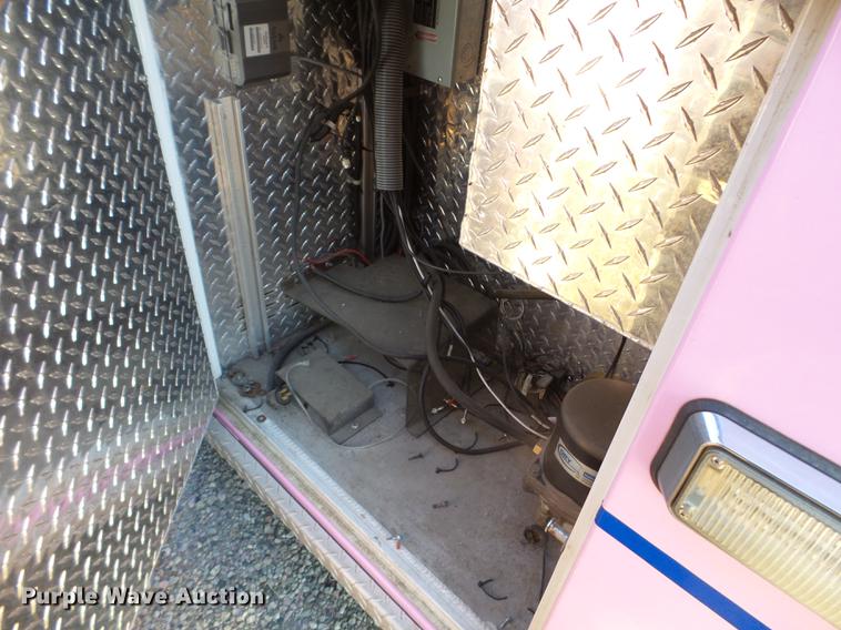 image for item EW9828 2008 Ford F450 Super Duty ambulance