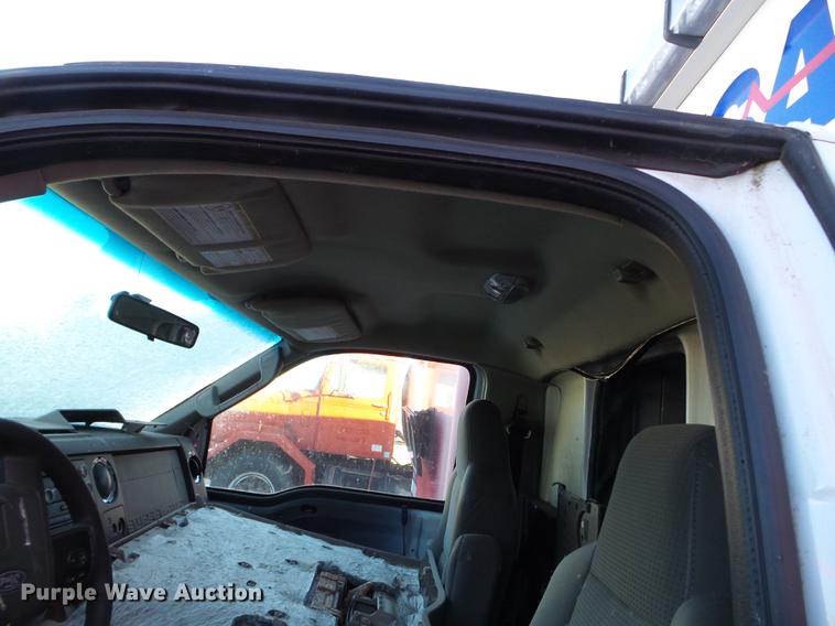 image for item EW9829 2009 Ford F450 Super Duty ambulance