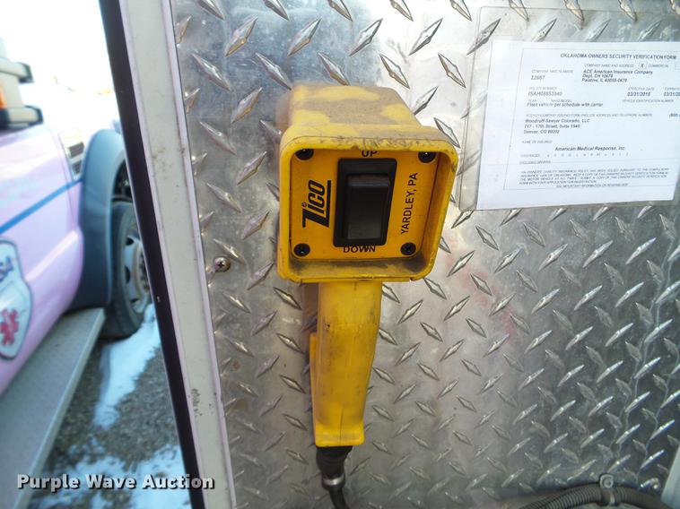 image for item EW9829 2009 Ford F450 Super Duty ambulance