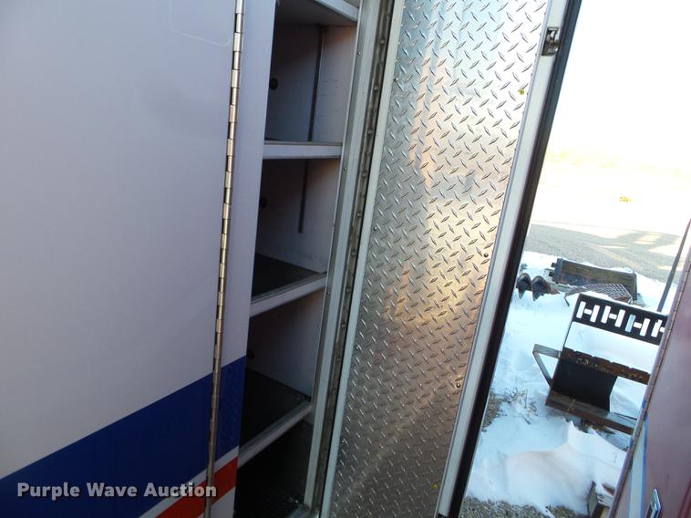 image for item EW9829 2009 Ford F450 Super Duty ambulance